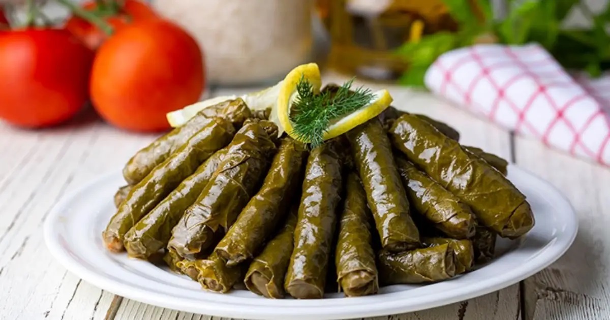 Zeytinyağlı Sarma Tarifi